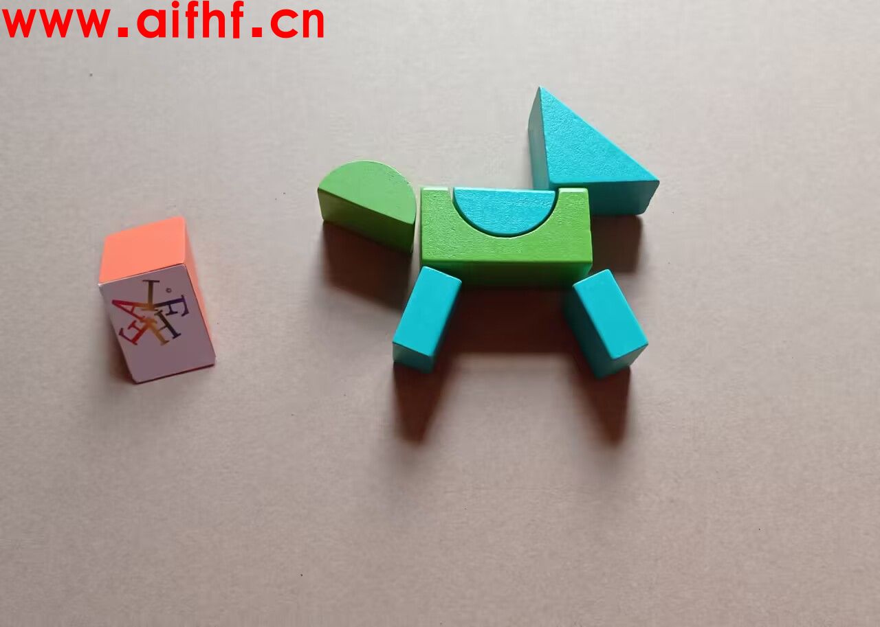 这是积木拼的什么动物？