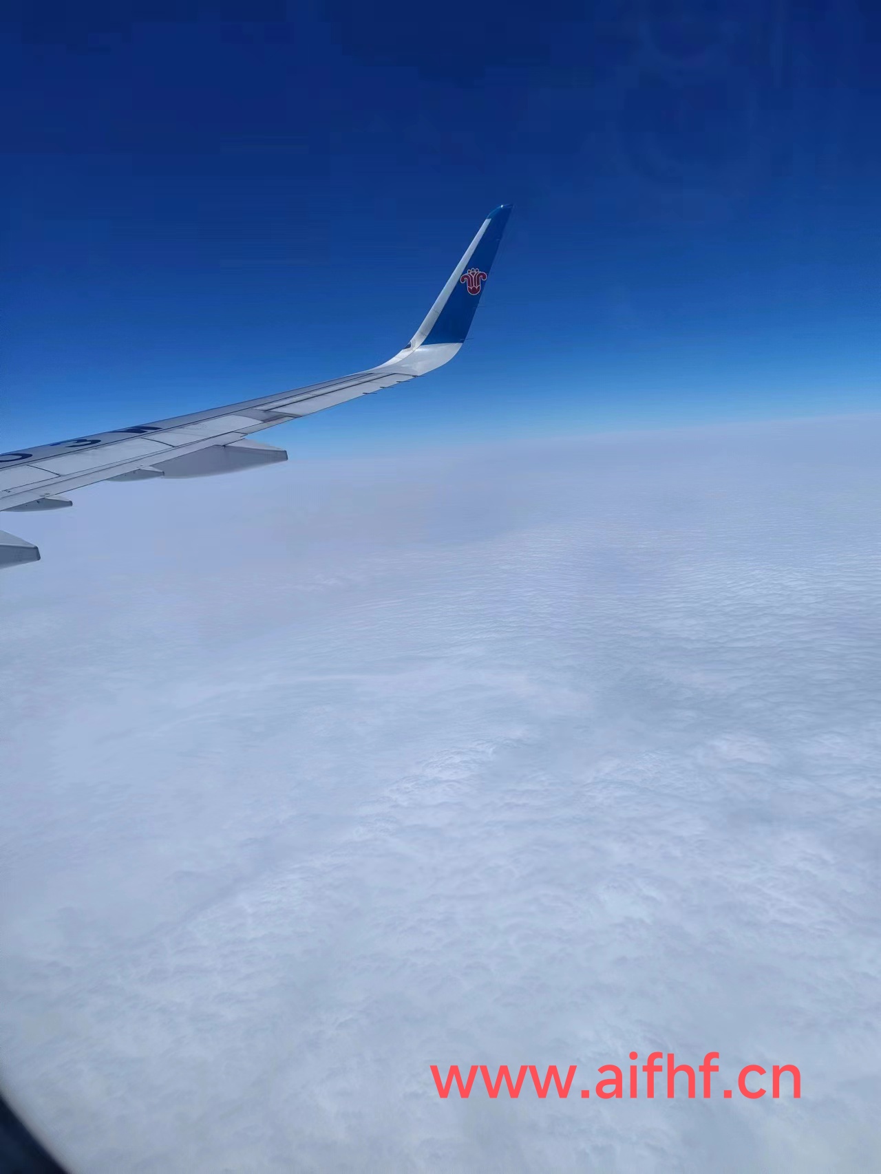 1-24050621395O60.jpg